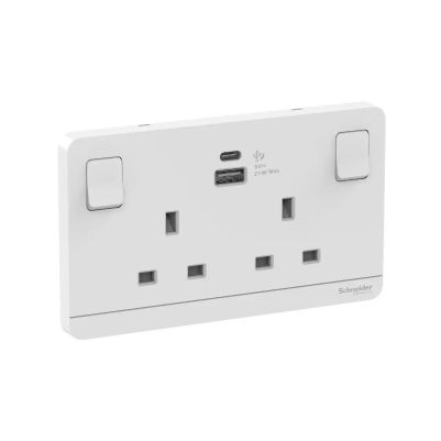 AvatarOn 13A 2 Gang Double Pole Switched Socket with 2 Gang USB Charger Socket Type A+C, White